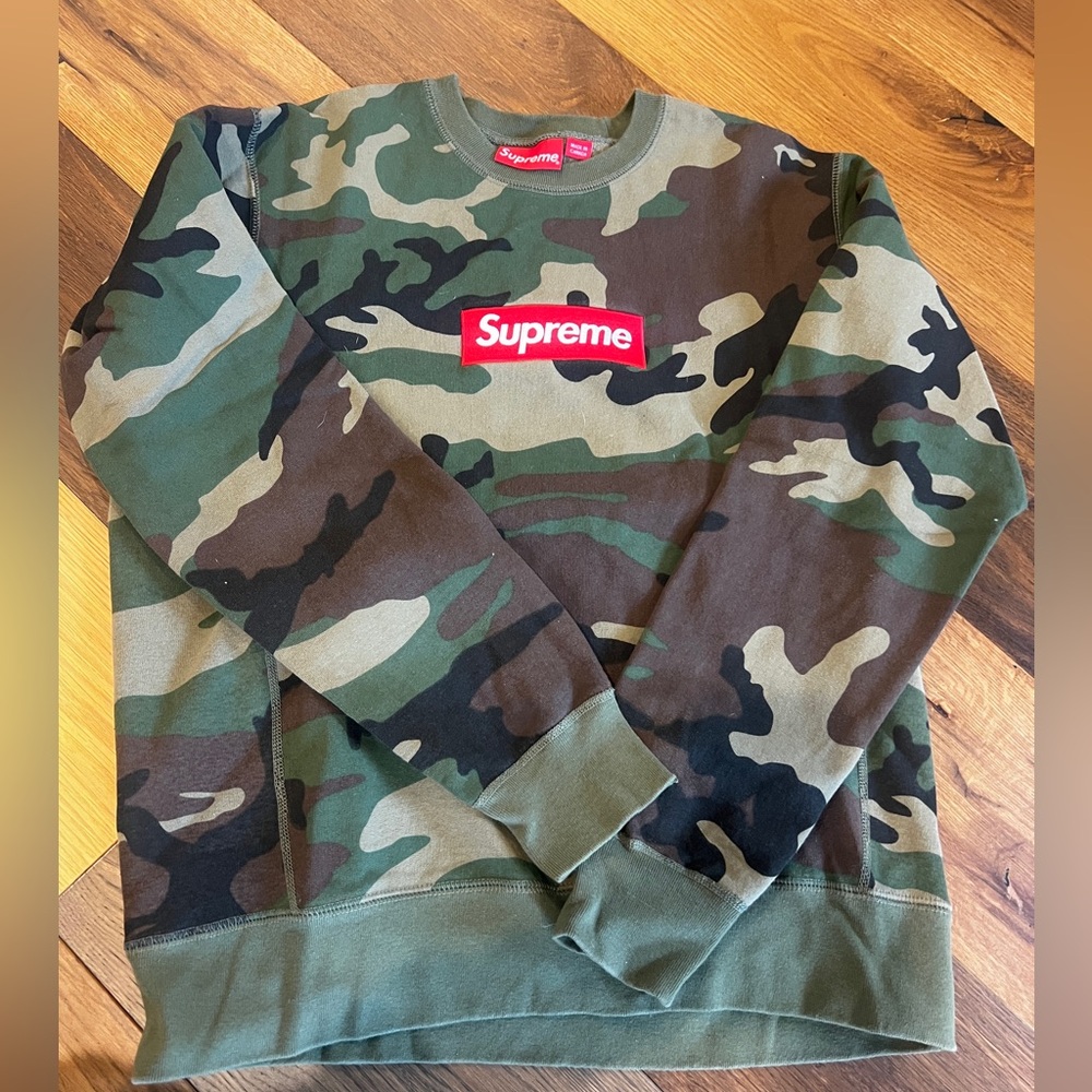 Supreme Red Box Logo Camo Crewneck Sweatshirt